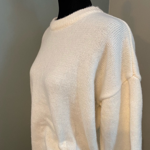Grace Knitted Pullover Ivory Medium NWT - Picture 12 of 15